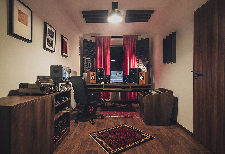 Professional Audio Mastering Studio by Marian Brezovan